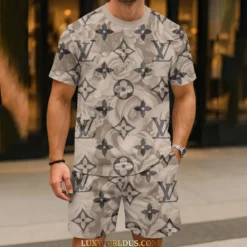 LOUIS VUITTON Limited Edition T-Shirt & Shorts Set  LUX-TX+STK-0WJBVHFA3