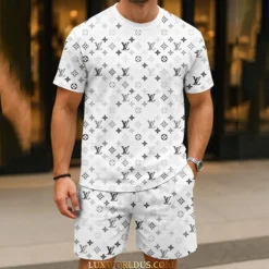 LOUIS VUITTON Limited Edition T-Shirt & Shorts Set  LUX-TX+STK-0CPBLTLVN