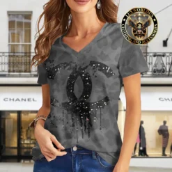Premium CHANEL V-Neck T-Shirt 💖 Women 2024 LUX- VTX-000ESIN99SS
