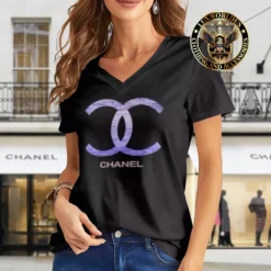 Premium CHANEL V-Neck T-Shirt 💖 Women 2024 LUX- VTX-000TS795HLQ
