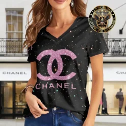 Premium CHANEL V-Neck T-Shirt 💖 Women 2024 LUX- VTX-000OOFVRANG