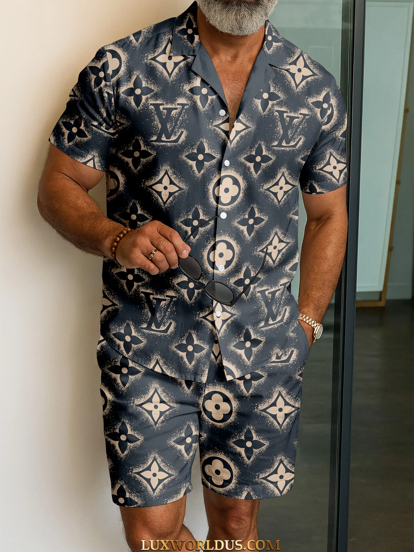 LOUIS VUITTON Limited Edition Hawaiian Shirt & Shorts Summer 2025 LUX-SP+STK-03NBNR5Y9