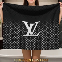 LOUIS VUITTON Luxury Towel Limited Edition 2025 LUX-CYUJ-0CMMVLTPM