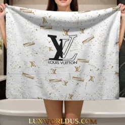 LOUIS VUITTON Luxury Towel Limited Edition 2025 LUX-CYUJ-0LNAAS2UO