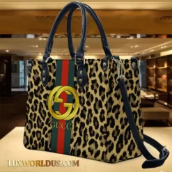 Luxury Brand Leather Handbag 💖 Limited Edition 2024 LUX-F76-000RM78OXFZ