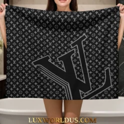LOUIS VUITTON Luxury Towel Limited Edition 2025 LUX-CYUJ-0CJZCD7OR