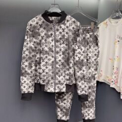 Limited Edition Louis Vuitton Tracksuits For Men Hot Trend 2025 MRS- GJK+CK - 0001YJHSVXY