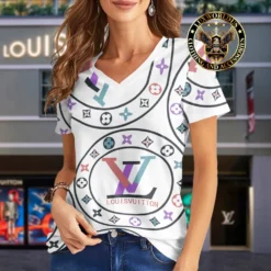 Premium LOUIS VUITTON V-Neck T-Shirt 💖 Women 2024 LUX- VTX-000LRKGSTUG