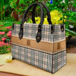 Limited Edition BURBERRY LEATHER HANDBAG KIN-F76B-ML388