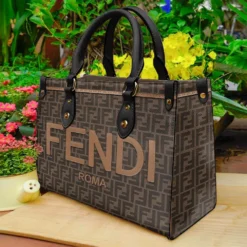 Limited Edition FENDI LEATHER HANDBAG KIN-F76B-ML391